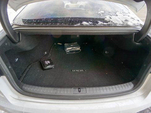 Used 2018 Genesis G80 3.3T Sport image 9