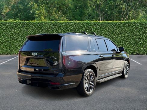 Used 2022 Cadillac Escalade ESV Sport w/ Touring Package AWD/4WD image 3