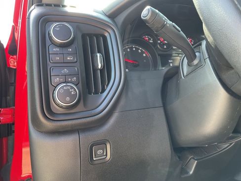 Used 2024 Chevrolet Silverado 1500 Custom w/ Turbomax Blackout Package AWD/4WD image 9