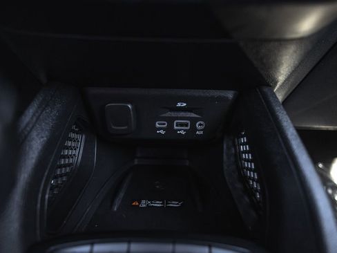 Used 2023 Chevrolet TrailBlazer RS w/ Technology Package image 14