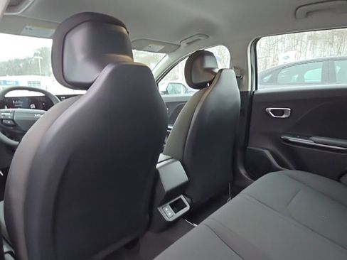 New 2026 Kia K4 LXS image 21