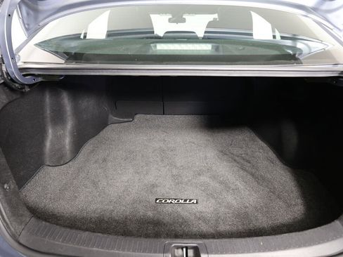 Used 2020 Toyota Corolla SE image 18