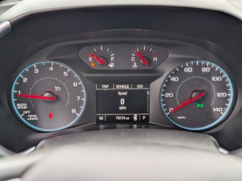 Used 2018 Chevrolet Equinox LT image 16