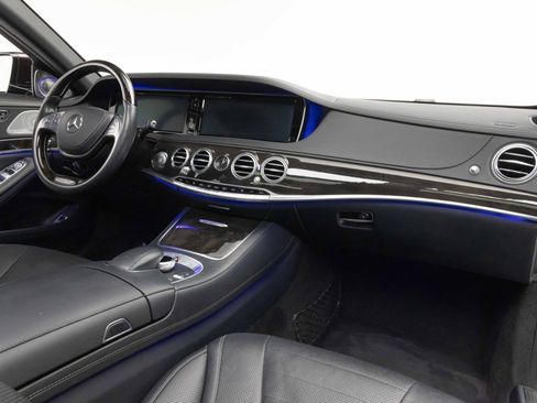 Used 2014 Mercedes-Benz S 550 Sedan image 2