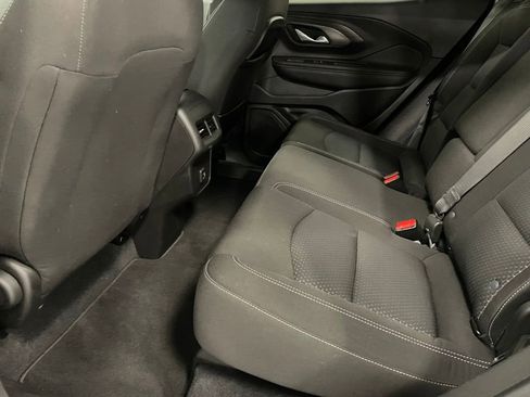 Used 2022 GMC Terrain SLE image 21