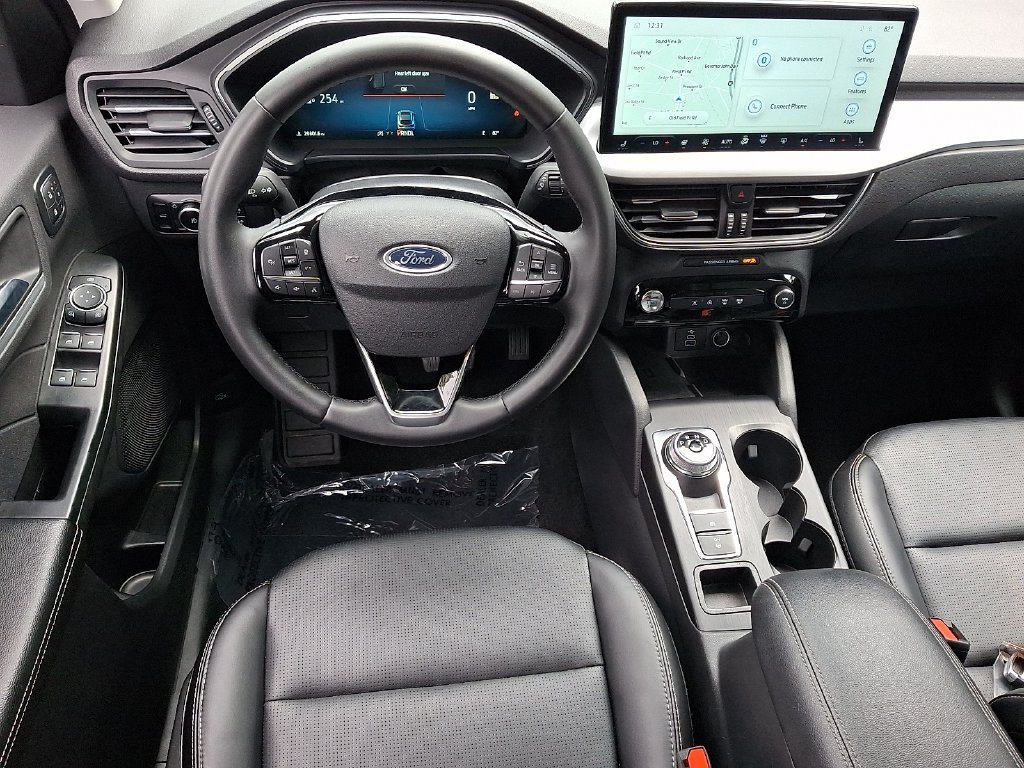 Used 2025 Ford Escape Platinum AWD/4WD image 12