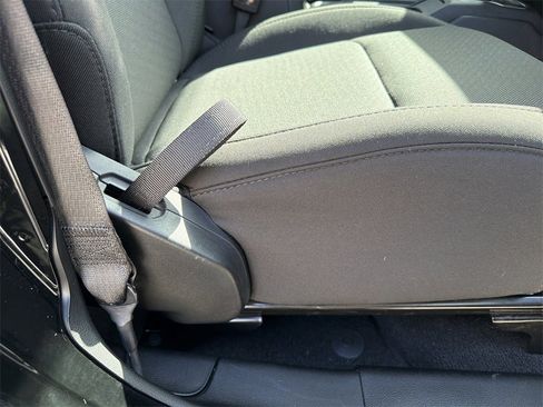 Used 2023 Jeep Wrangler Sport S image 22