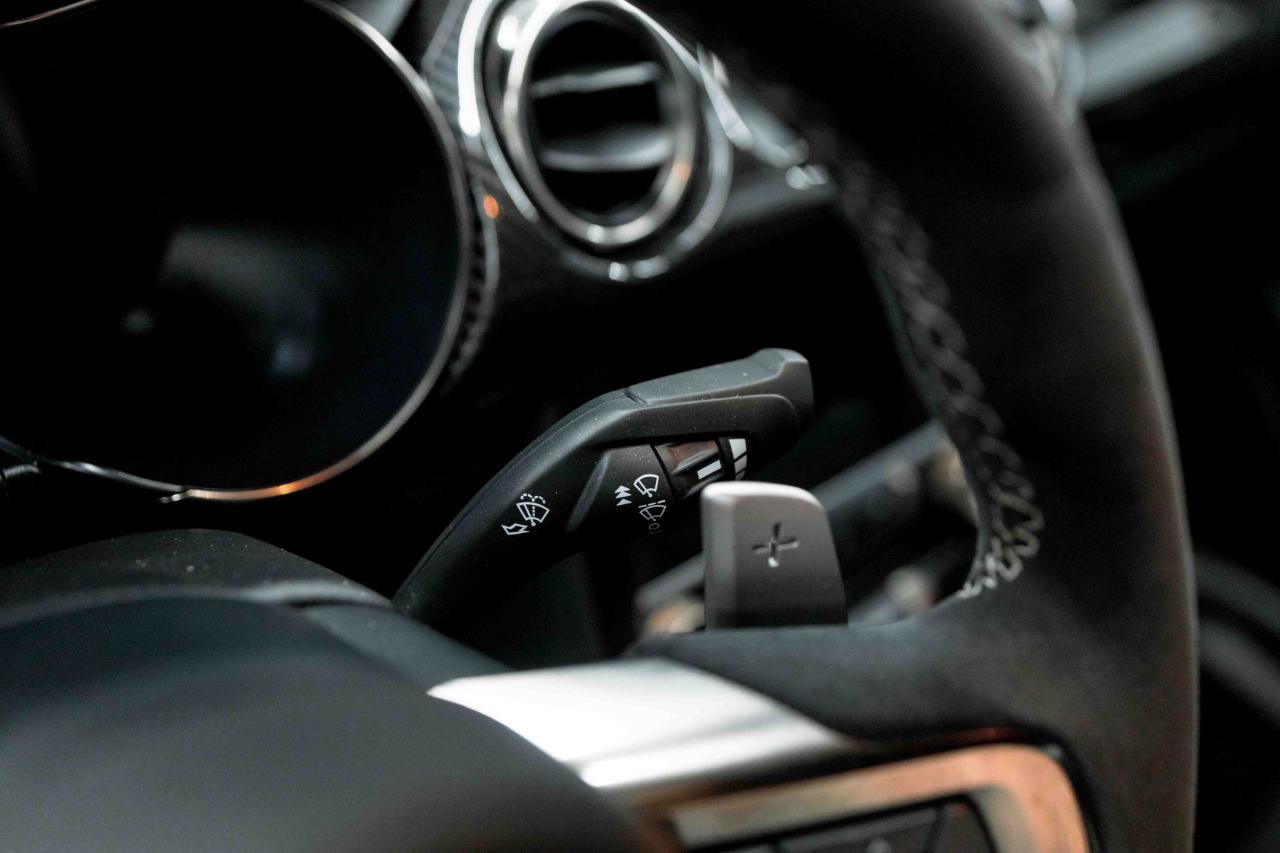 Used 2021 Ford Mustang Shelby GT500 w/ Carbon Fiber Track Pack RWD image 64