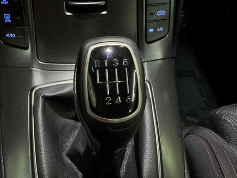 Used 2015 Hyundai Genesis 3.8 image 49