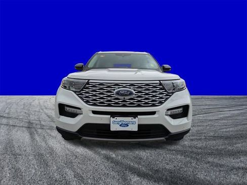 Certified 2023 Ford Explorer Platinum w/ Technology Package image 9