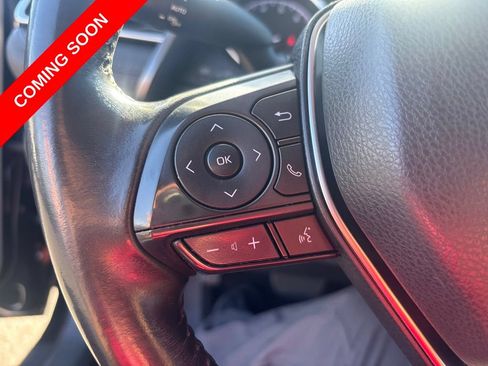 Used 2018 Toyota Camry SE FWD image 15