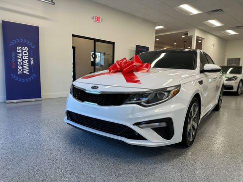 Used 2019 Kia Optima S w/ S Panoramic Sunroof Package image 3