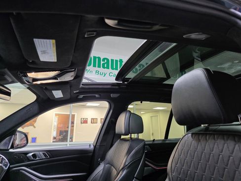 Used 2020 BMW X5 M50i w/ Executive Package AWD/4WD image 52