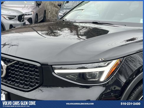 Used 2026 Volvo XC40 B5 Plus w/ Protection Package Premier image 8