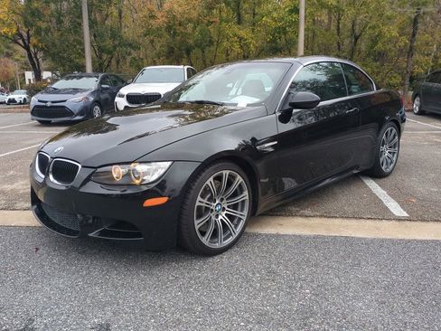 Used 2013 BMW M3 Convertible image 2