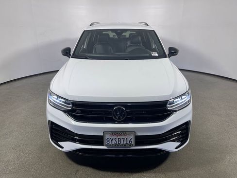 Used 2022 Volkswagen Tiguan SE R-Line image 8