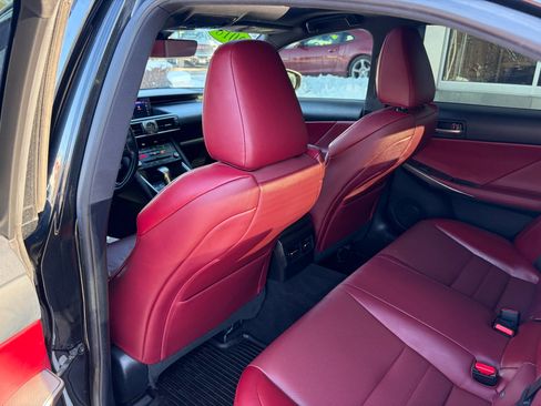 Used 2018 Lexus IS 350 F Sport w/ F Sport Package image 38