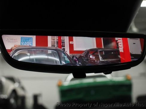 Used 2025 Cadillac Escalade ESV Sport Platinum w/ LPO, ONYX Package image 39