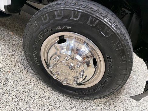 Used 2022 Ford F350 XL w/ Power Equipment Group image 46