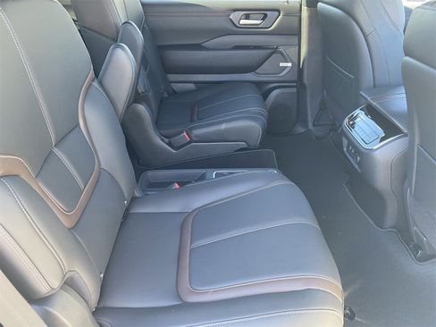 New 2026 Nissan Armada SL w/ Captain's Chari Seat Package image 14