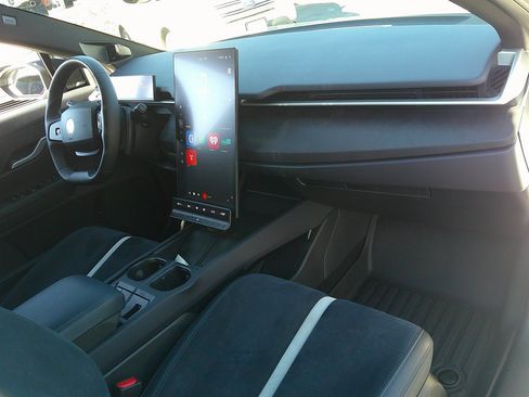 Used 2023 Fisker Ocean One image 17