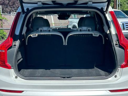 Used 2017 Volvo XC90 T6 Momentum w/ Vision Package AWD/4WD image 32