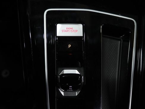 Used 2024 Volkswagen GTI S image 31