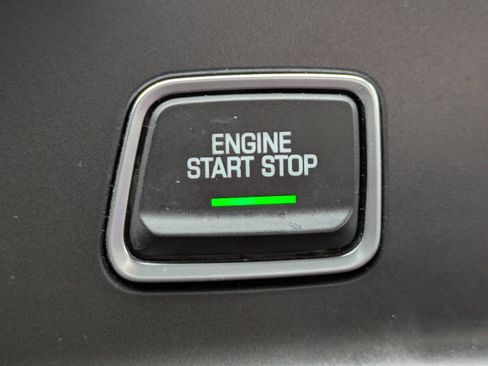 Used 2014 Chevrolet Corvette Stingray Coupe image 29