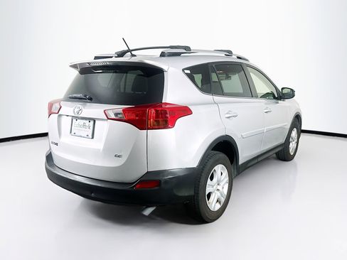 Used 2015 Toyota RAV4 LE image 9