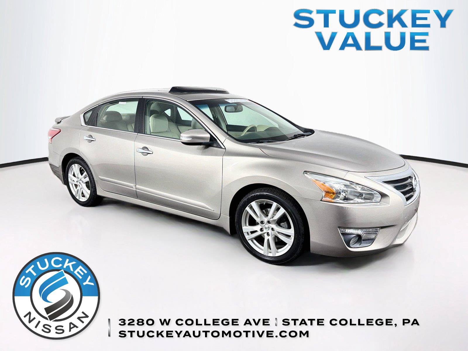 Used 2013 Nissan Altima 3.5 SL w/ Technology Pkg FWD image 1