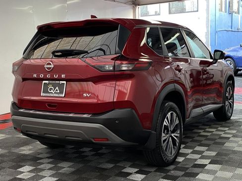 Used 2022 Nissan Rogue SV image 6