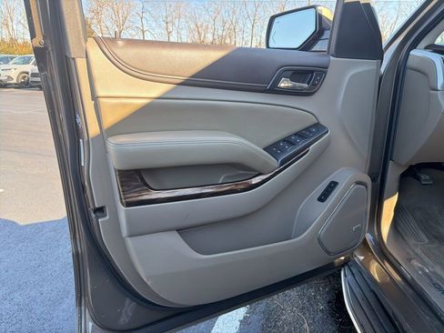 Used 2015 GMC Yukon SLT image 18