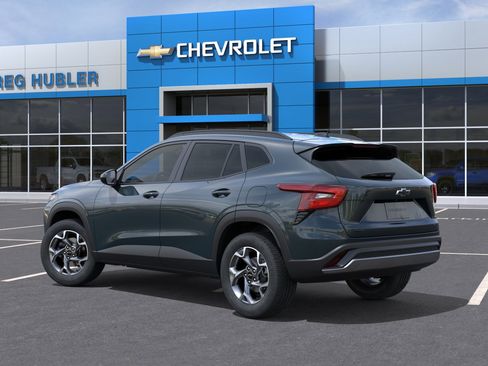 New 2026 Chevrolet Trax LT w/ Driver Confidence Package FWD image 27
