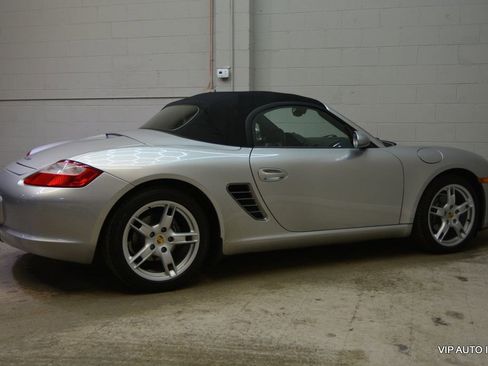 Used 2005 Porsche Boxster image 28