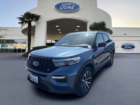 Certified 2020 Ford Explorer ST w/ Premium Technology Package image 2