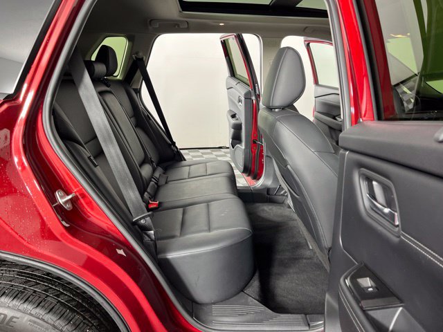 Certified 2025 Nissan Rogue SV w/ SV Premium Package FWD image 47