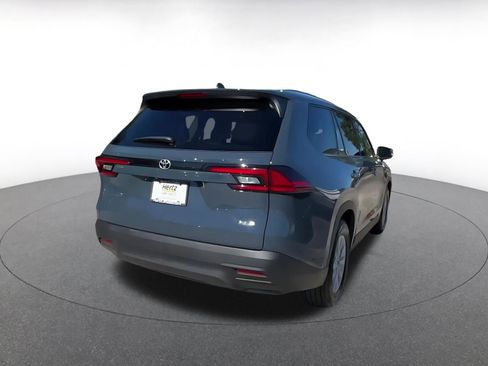 Used 2025 Toyota Grand Highlander XLE image 14