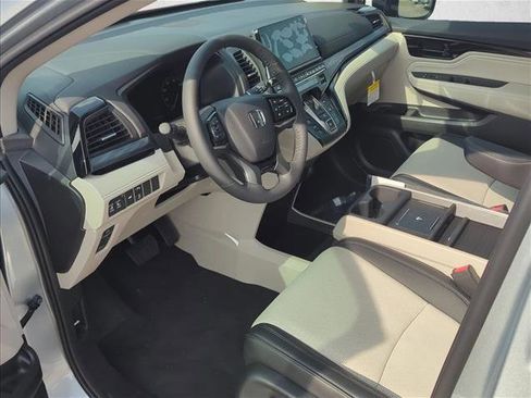New 2026 Honda Odyssey Elite image 8