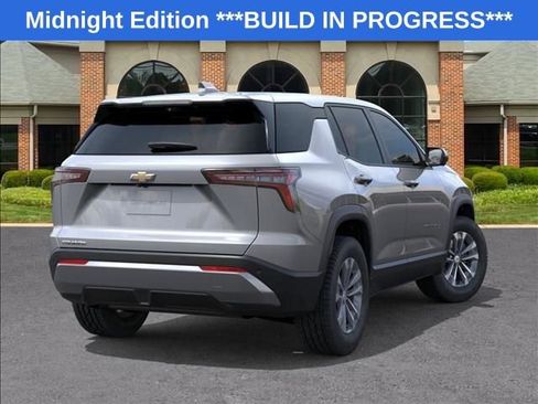 New 2026 Chevrolet Equinox LT w/ Safety and Technology Package FWD image 5