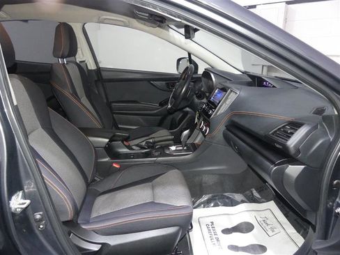 Used 2023 Subaru Crosstrek 2.0i Premium image 21