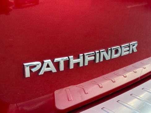 Used 2018 Nissan Pathfinder SL w/ SL Premium Package FWD image 14
