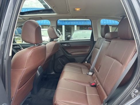 Used 2018 Subaru Forester 2.5i Touring image 12