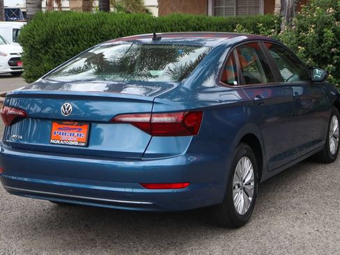 Used 2020 Volkswagen Jetta S w/ Driver Assistance Package FWD image 9
