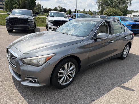 Used 2015 INFINITI Q50 Premium w/ Navigation Package AWD/4WD image 7