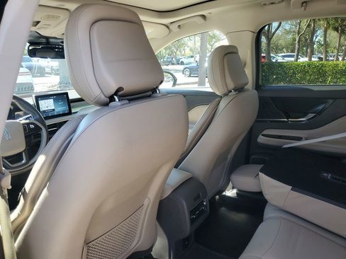 Used 2020 Lincoln Corsair FWD image 16