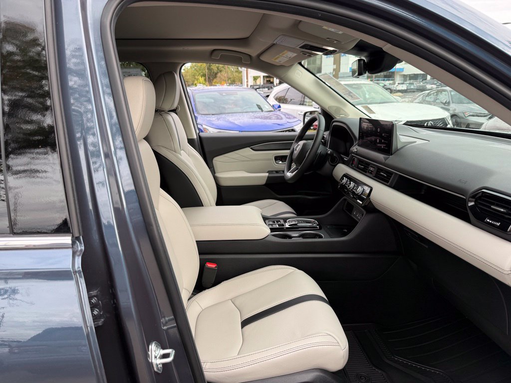 Certified 2026 Honda Pilot Touring image 19