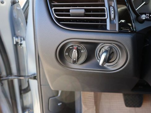 New 2026 Porsche Macan image 34