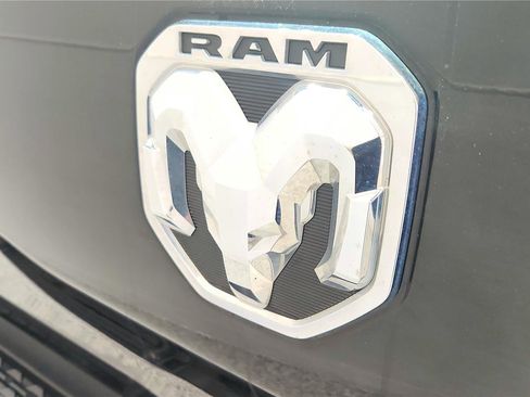 Used 2023 RAM 1500 Big Horn AWD/4WD image 16