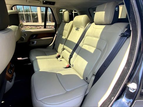 Used 2019 Land Rover Range Rover Supercharged image 19