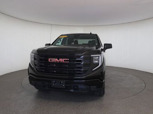 Used 2024 GMC Sierra 1500 Pro w/ Graphite Edition AWD/4WD image 32